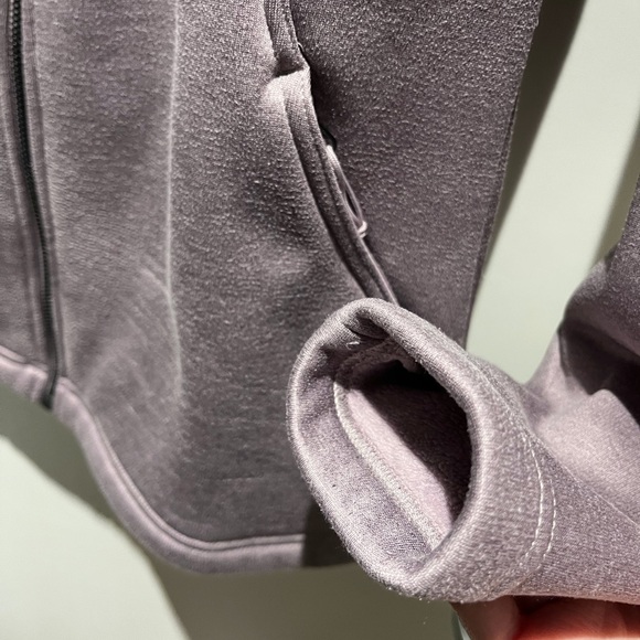 The North Face Women's Lavender Plush Jacket~ size M - Picture 4 of 8